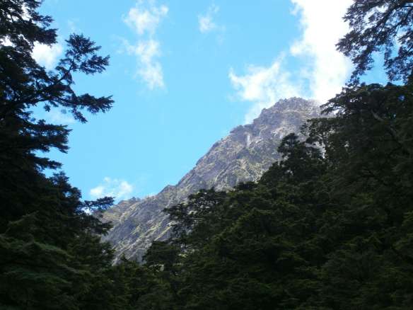 My first glimpse of Zhongyangjian Shan.