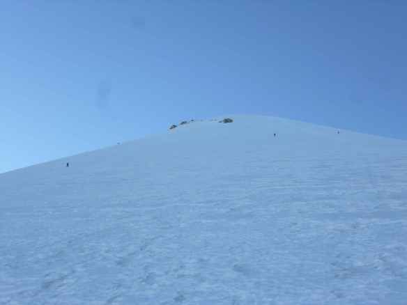 Looking up the Jamapa glacier - the three Canadian climbers are above.