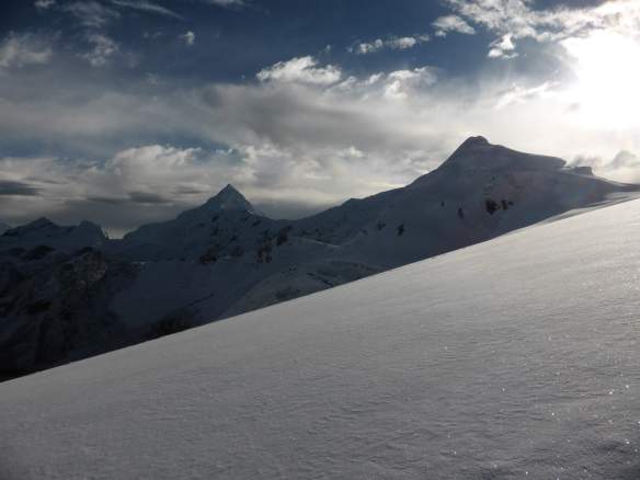 Tocllaraju and Ishinca.